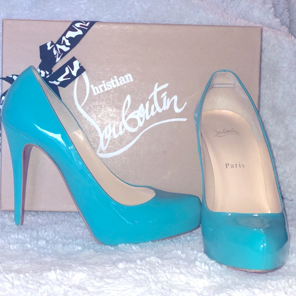 Christian Louboutin Rolando 38.5